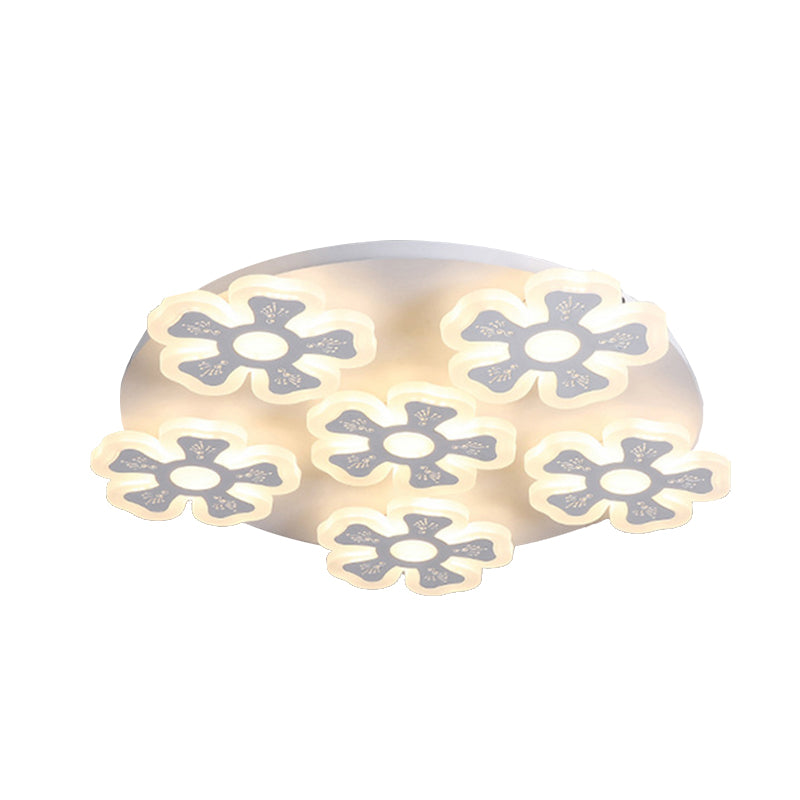 Flower Shape Ceiling Mount Light Modern Style Acrylic Ceiling Fixture in White for Living Room Clearhalo 'Ceiling Lights' 'Close To Ceiling Lights' 'Close to ceiling' 'Flush mount' Lighting' 189219