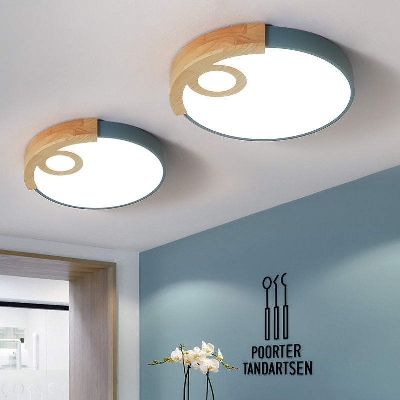 Modern Style Slim Round Ceiling Light Acrylic LED Flush Mount Light for Living Room Blue Clearhalo 'Ceiling Lights' 'Close To Ceiling Lights' 'Close to ceiling' 'Flush mount' Lighting' 189798