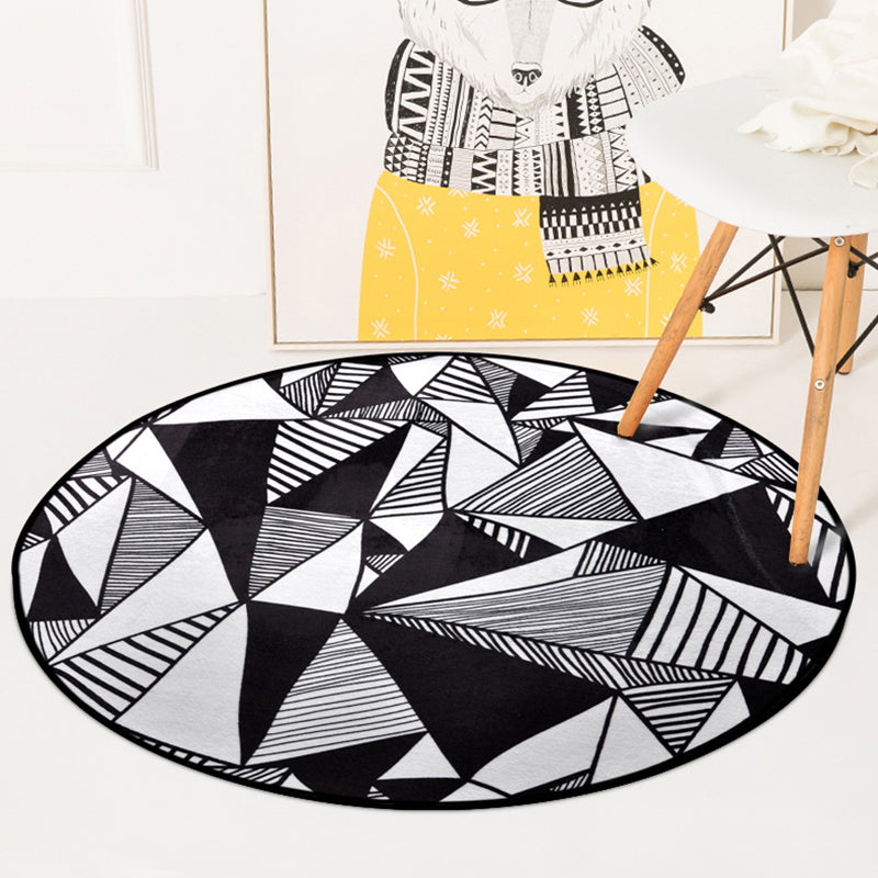 Modern Living Room Area Rug Multi-Color Triangular Pattern Carpet Polyester Washable Rug Black Clearhalo 'Area Rug' 'Modern' 'Rugs' Rug' 1898257