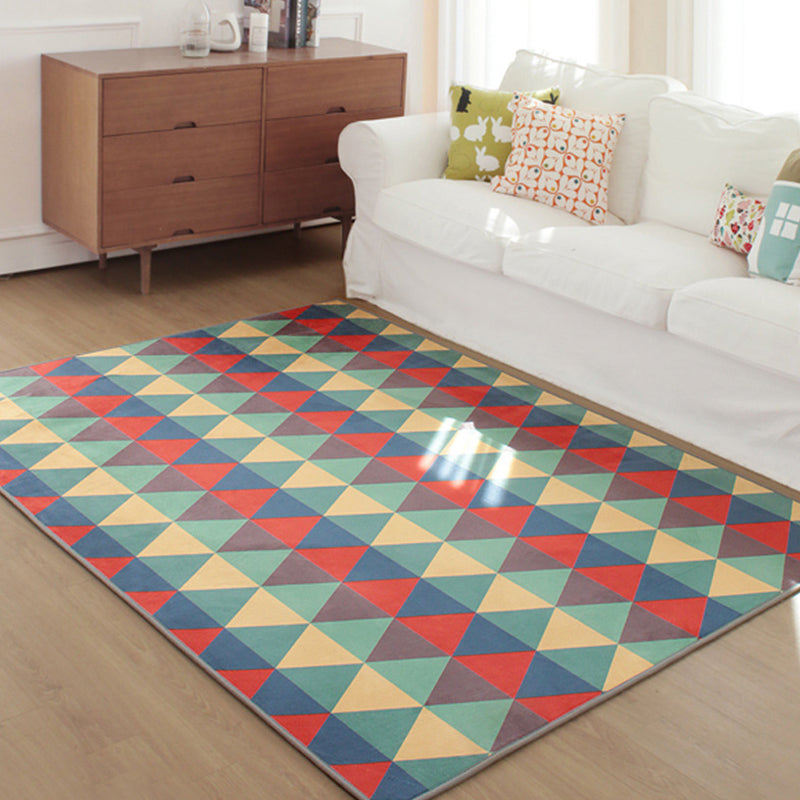 Enchanting Seamless Triangle Rug Multicolored Modern Carpet Synthetics Anti-Slip Washable Rug for Bedroom Red Clearhalo 'Area Rug' 'Modern' 'Rugs' Rug' 1898276