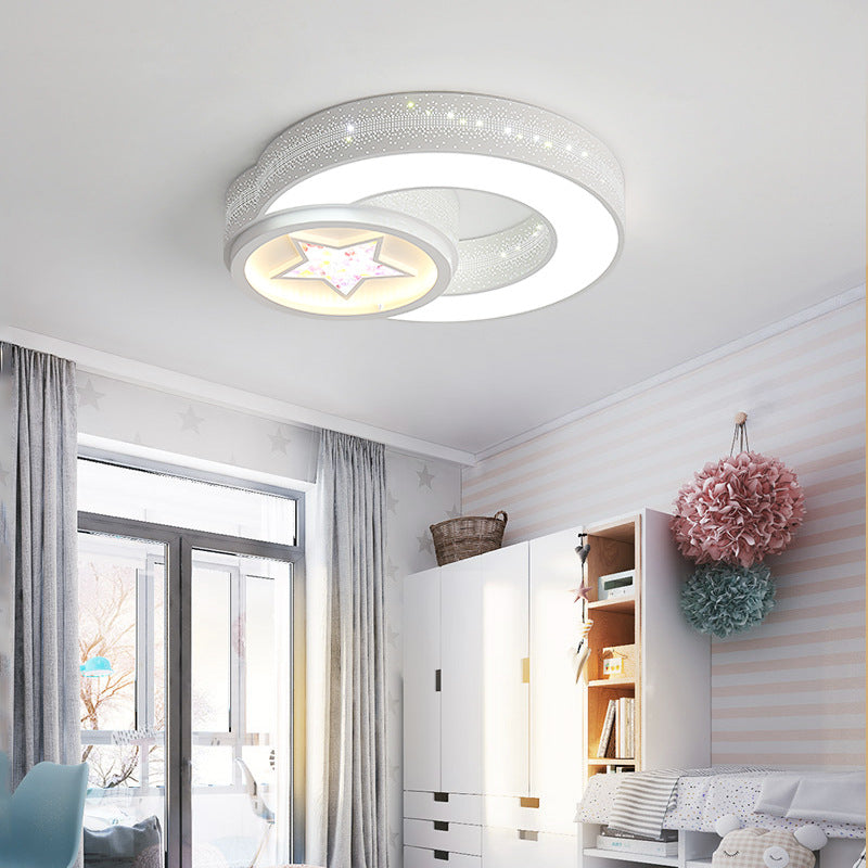 Acrylic Round Flush Mount Ceiling Light with Star Modern Ceiling Light in White for Kid Bedroom Clearhalo 'Ceiling Lights' 'Close To Ceiling Lights' 'Close to ceiling' 'Flush mount' Lighting' 190687