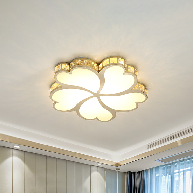 Flower Ceiling Mounted Fixture Contemporary Crystal Block LED Gold Flush Lamp in Warm/White Light Gold Clearhalo 'Ceiling Lights' 'Close To Ceiling Lights' 'Close to ceiling' 'Flush mount' Lighting' 1907592