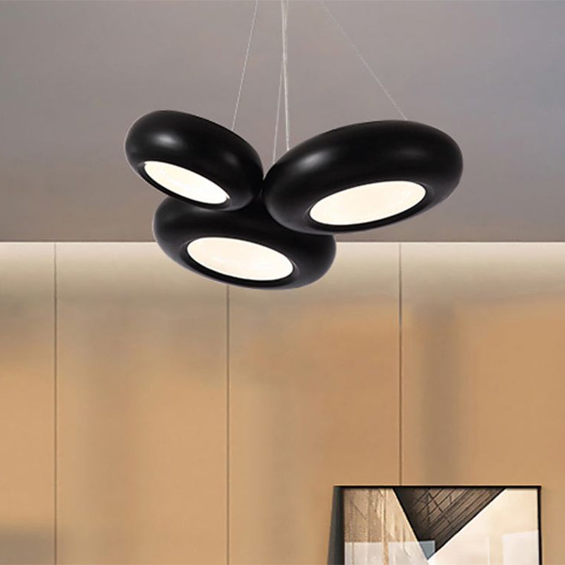 Donut Iron LED Ceiling Lamp Modern 1/3/5 Lights Black/Rose Gold Chandelier Pendant with Adjustable Cords Clearhalo 'Ceiling Lights' 'Chandeliers' 'Modern Chandeliers' 'Modern' Lighting' 1910462