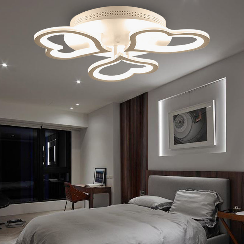 Acrylic Loving-Heart LED Ceiling Mount Light Contemporary Ceiling Lamp in White for Game Room Clearhalo 'Ceiling Lights' 'Close To Ceiling Lights' 'Close to ceiling' 'Semi-flushmount' Lighting' 191073