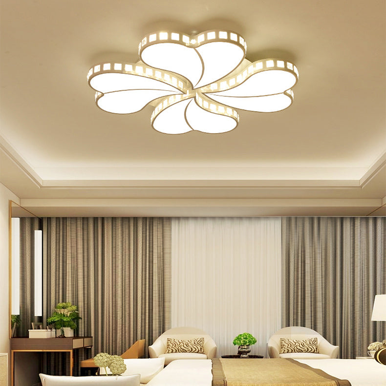 Child Bedroom Loving Heart Flush Ceiling Light Acrylic Luxurious White Ceiling Lamp with Crystal Clearhalo 'Ceiling Lights' 'Close To Ceiling Lights' 'Close to ceiling' 'Flush mount' Lighting' 191514