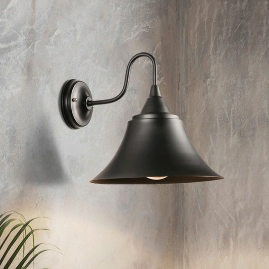 Single-Bulb Bell Shade Wall Lamp Farmhouse Black Iron Gooseneck Wall Mounted Light Fixture Black Clearhalo 'Art deco wall lights' 'Cast Iron' 'Glass' 'Industrial wall lights' 'Industrial' 'Middle century wall lights' 'Modern' 'Rustic wall lights' 'Tiffany' 'Traditional wall lights' 'Wall Lamps & Sconces' 'Wall Lights' Lighting' 1916970