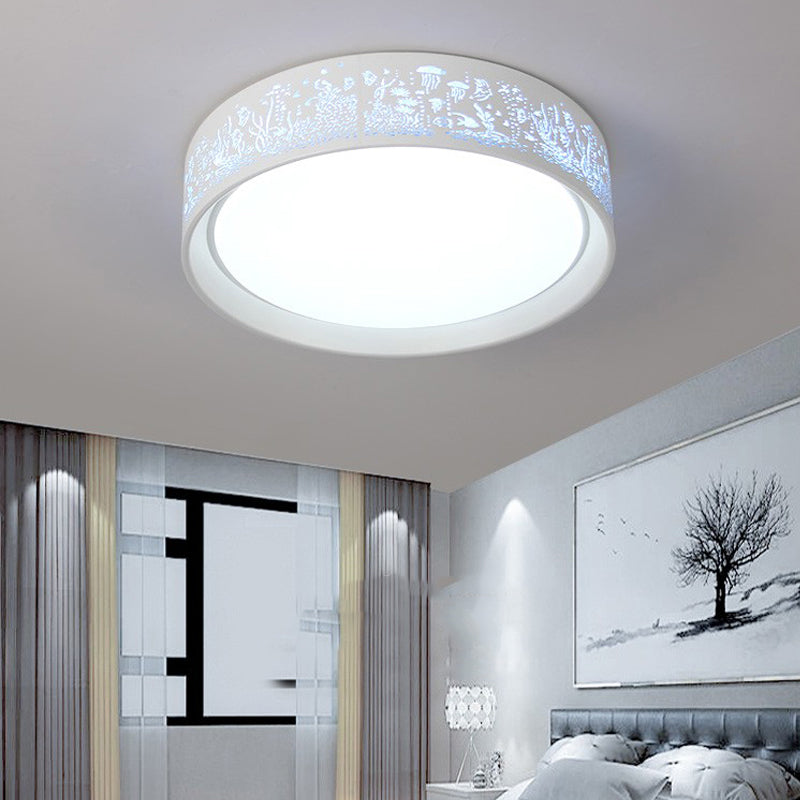 Hammered Metal Circular Flush mount Light Monochromatic Flush Ceiling Light Fixture in White for Children' s Bedroom White D Clearhalo 'Ceiling Lights' 'Close To Ceiling Lights' 'Close to ceiling' 'Flush mount' Lighting' 191813