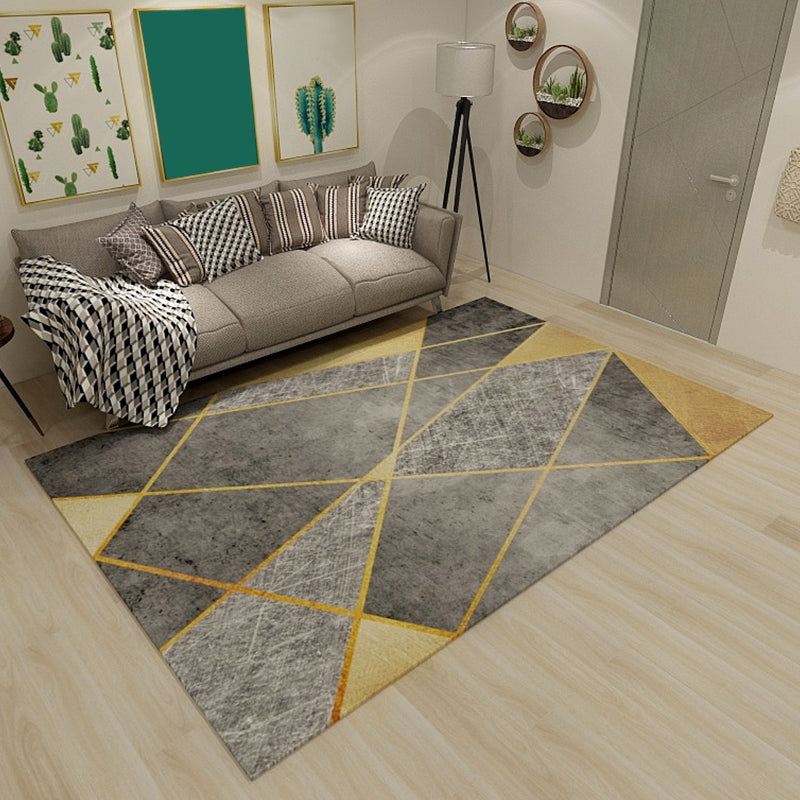 Light Color Triangle Patchwork Rug Polyester Modern Style Carpet Machine Wash Rug for Sitting Room Light Gray Clearhalo 'Area Rug' 'Modern' 'Rugs' Rug' 1928097