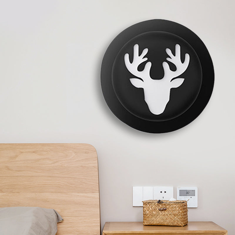 Deer Bedroom Wall Lamp Modern Style Metal Wall Sconce Black Clearhalo 'Wall Lamps & Sconces' 'Wall Lights' Lighting' 192811