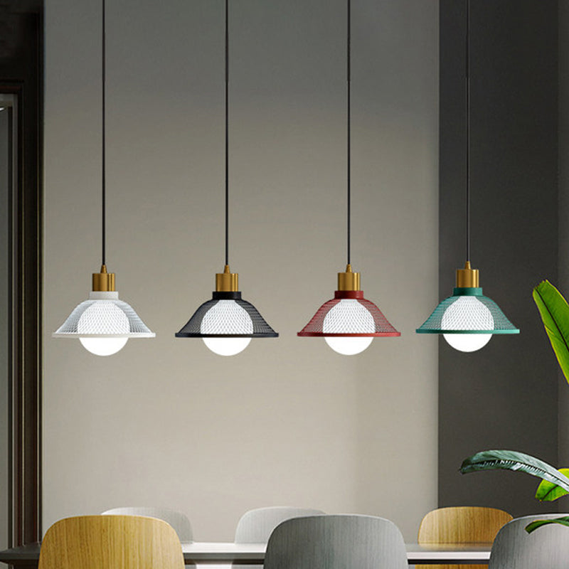 Metallic Bell Hanging Light Fixture Modernist 1 Bulb Black/White Pendant Lighting for Dining Room Clearhalo 'Ceiling Lights' 'Modern Pendants' 'Modern' 'Pendant Lights' 'Pendants' Lighting' 1933830