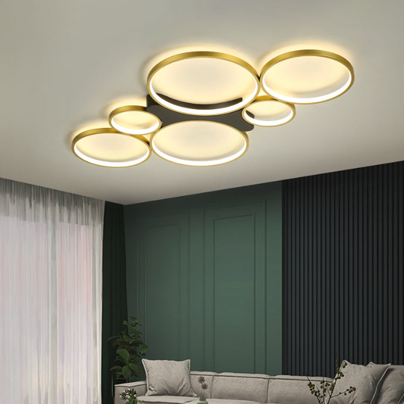 Circular/Square Living Room Ceiling Lamp Metal 6-Light Contemporary Flush Mount in Black/Gold, Warm/White Light Gold Round Clearhalo 'Ceiling Lights' 'Close To Ceiling Lights' 'Close to ceiling' 'Semi-flushmount' Lighting' 1934562