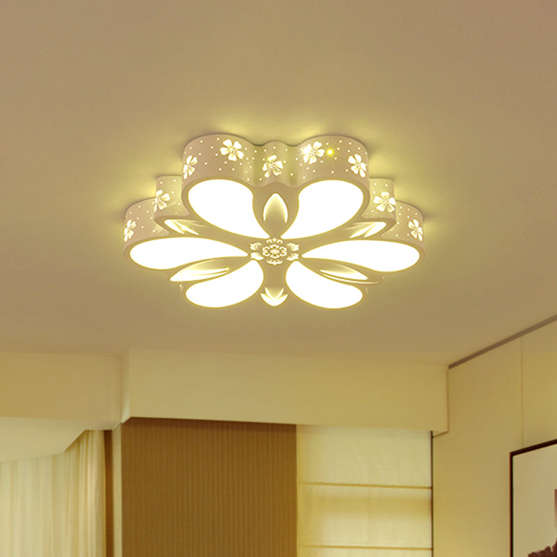 Cut-out Flower Flush Mount Ceiling Light Contemporary Acrylic White LED Flushmount Lighting in Warm/White/3 Color Light Clearhalo 'Ceiling Lights' 'Close To Ceiling Lights' 'Close to ceiling' 'Flush mount' Lighting' 1935475