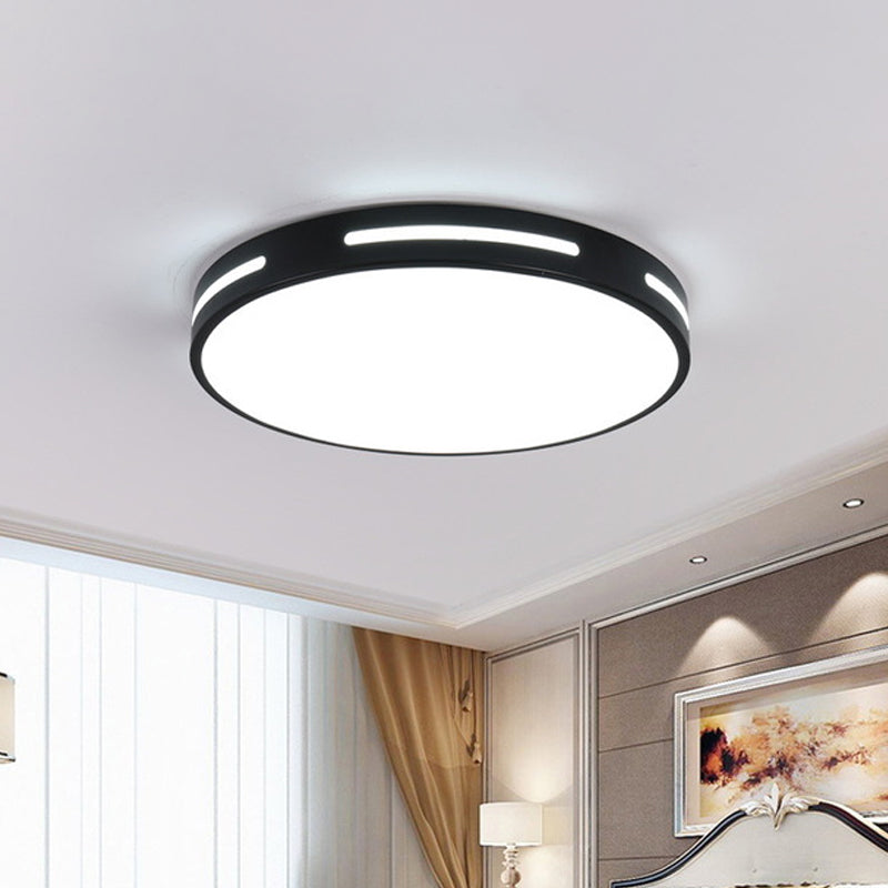 Round Ultra-Thin Bedroom Ceiling Lamp Acrylic Minimalist LED Flush Mount Lighting in Black/White, 9"/16"/19.5" Dia Clearhalo 'Ceiling Lights' 'Close To Ceiling Lights' 'Close to ceiling' 'Flush mount' Lighting' 1935590