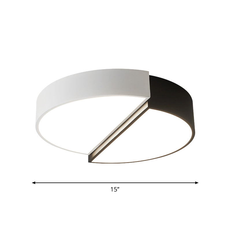 Minimalist Split Round Flush Light Metal 15"/19" Wide LED Bedroom Ceiling Mounted Lamp in Black and White Clearhalo 'Ceiling Lights' 'Close To Ceiling Lights' 'Close to ceiling' 'Flush mount' Lighting' 1936095