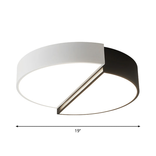 Minimalist Split Round Flush Light Metal 15"/19" Wide LED Bedroom Ceiling Mounted Lamp in Black and White Clearhalo 'Ceiling Lights' 'Close To Ceiling Lights' 'Close to ceiling' 'Flush mount' Lighting' 1936096