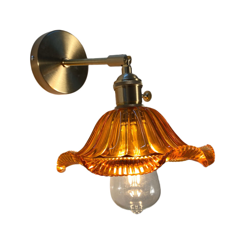 Single-Bulb Bedroom Wall Lamp Postmodern Gold Rotatable Wall Light Sconce with Oval/Diamond/Ruffled Blue/Clear/Green Glass Shade Clearhalo 'Cast Iron' 'Glass' 'Industrial' 'Modern wall lights' 'Modern' 'Tiffany' 'Traditional wall lights' 'Wall Lamps & Sconces' 'Wall Lights' Lighting' 1936693