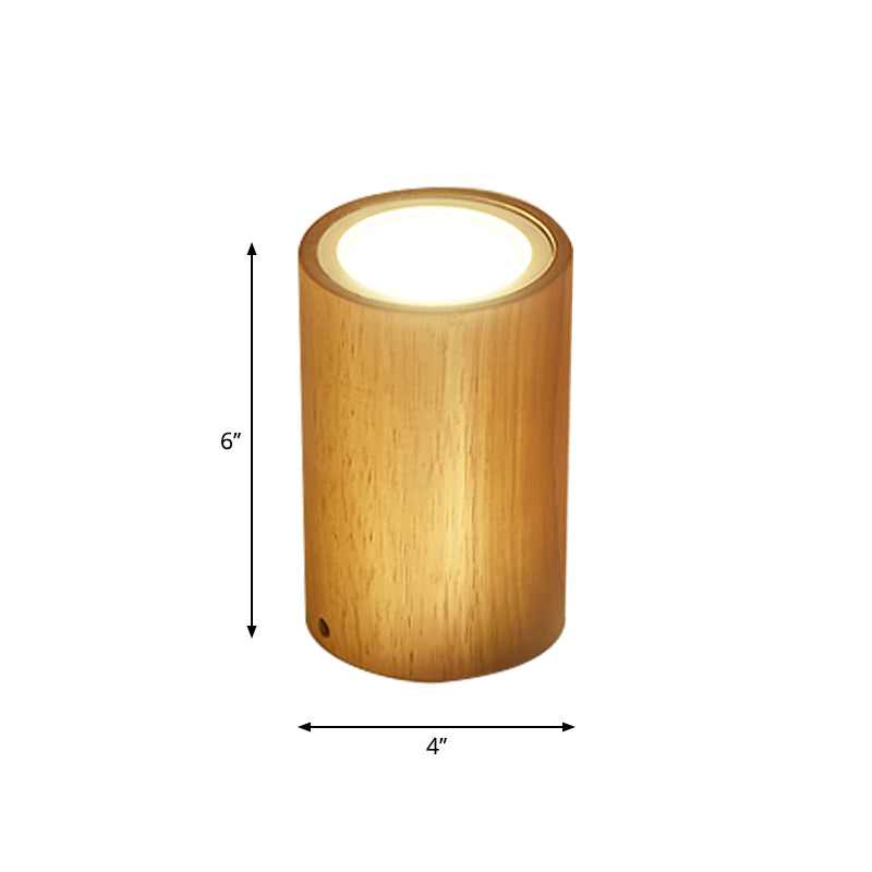 Round/Square Mini Corridor Ceiling Lamp Wooden 4"/6"/8" H LED Nordic Flush Mount Lighting in Beige Clearhalo 'Ceiling Lights' 'Close To Ceiling Lights' 'Close to ceiling' 'Flush mount' Lighting' 1937934