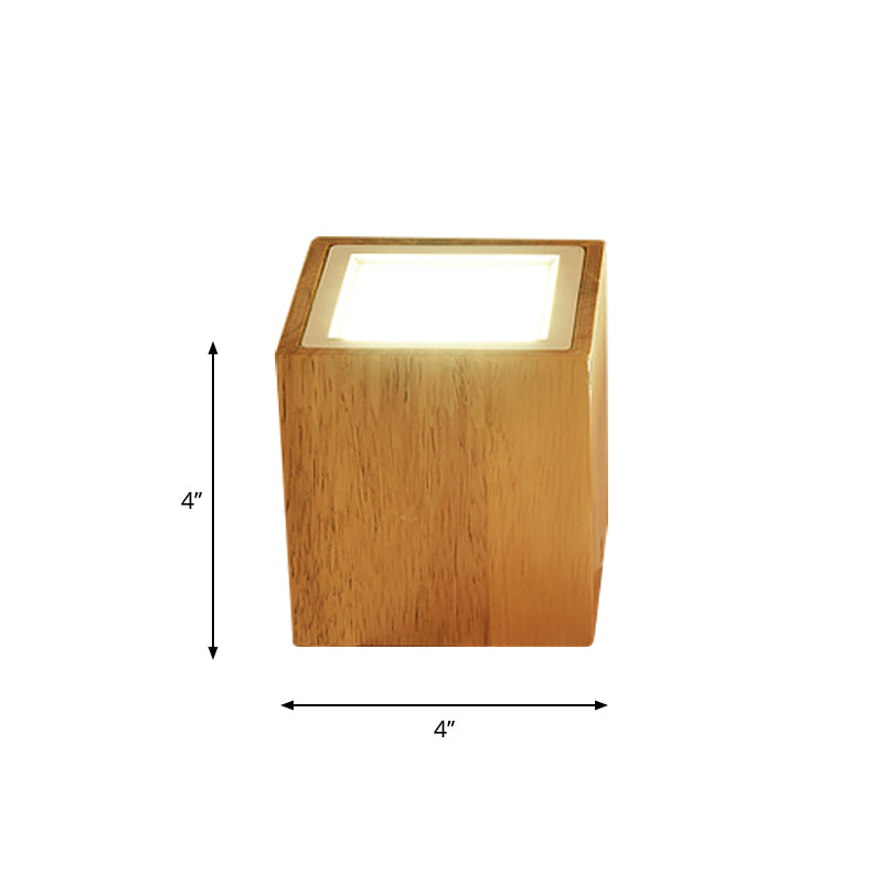 Round/Square Mini Corridor Ceiling Lamp Wooden 4"/6"/8" H LED Nordic Flush Mount Lighting in Beige Clearhalo 'Ceiling Lights' 'Close To Ceiling Lights' 'Close to ceiling' 'Flush mount' Lighting' 1937949