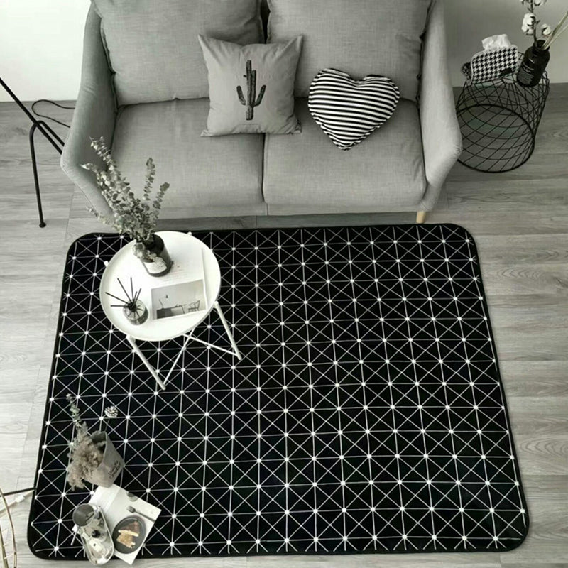 Modern Living Room Rug in Black and Grey Geometric Diamond Triangle Print Rug Polyester Anti-Slip Area Rug Black Clearhalo 'Area Rug' 'Modern' 'Rugs' Rug' 1947498