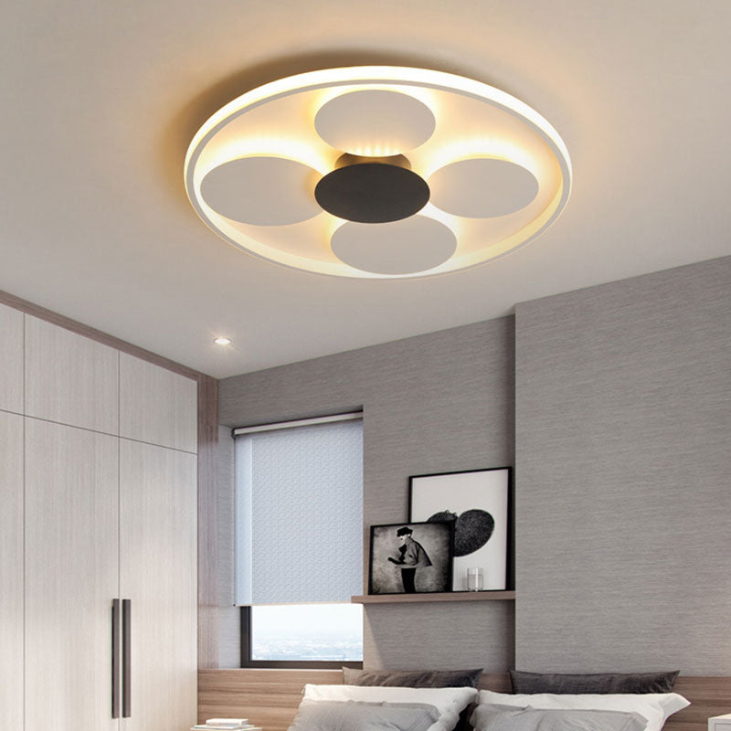 White Circular Ceiling Light Modern Contemporary Acrylic Flush Mount Ceiling Light for Living Room Clearhalo 'Ceiling Lights' 'Close To Ceiling Lights' 'Close to ceiling' 'Flush mount' Lighting' 195433