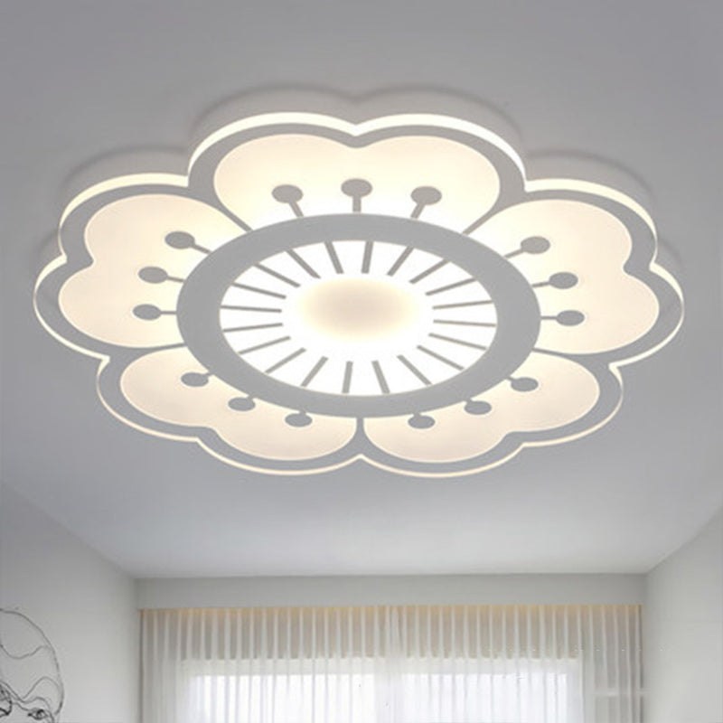Ultrathin Windmill/Gear/Flower Flush Mount Simple Acrylic Living Room LED Ceiling Flushmount Lamp in White Clearhalo 'Ceiling Lights' 'Close To Ceiling Lights' 'Close to ceiling' 'Flush mount' Lighting' 1958990
