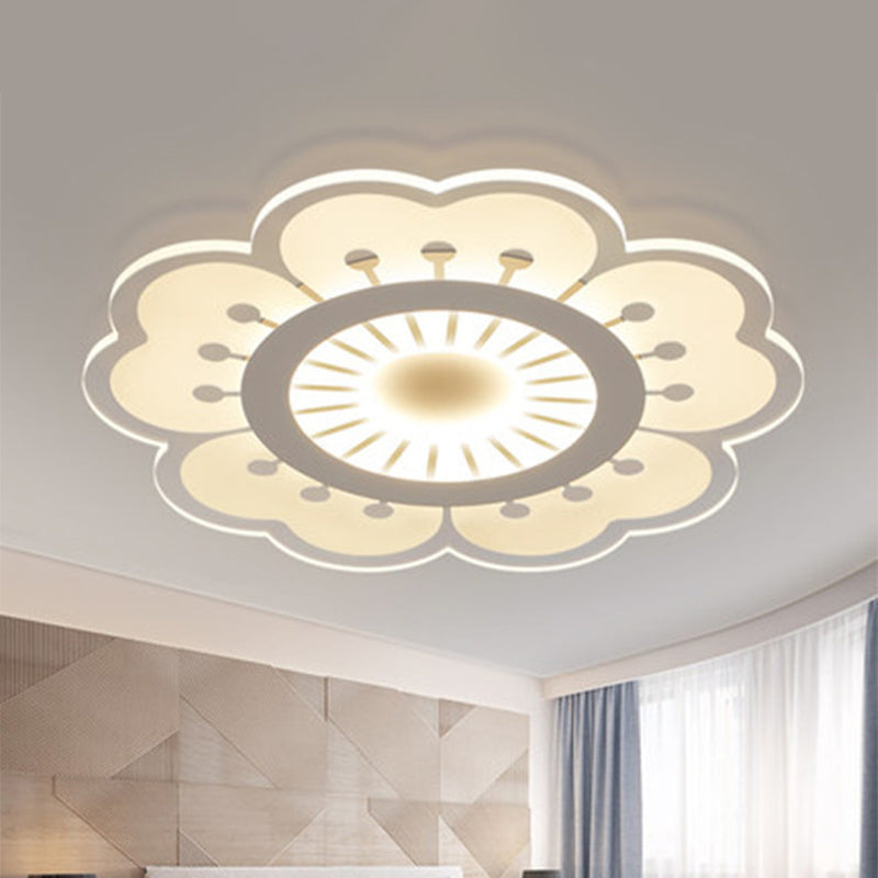 Ultrathin Windmill/Gear/Flower Flush Mount Simple Acrylic Living Room LED Ceiling Flushmount Lamp in White Clearhalo 'Ceiling Lights' 'Close To Ceiling Lights' 'Close to ceiling' 'Flush mount' Lighting' 1958991