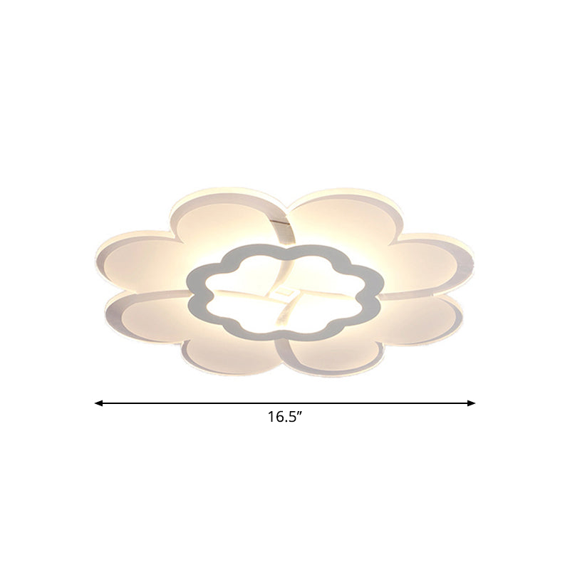 16.5"/20.5"/31" W Ultrathin Flower Flushmount Minimalistic Acrylic Bedroom LED Close to Ceiling Light in Warm/White Light Clearhalo 'Ceiling Lights' 'Close To Ceiling Lights' 'Close to ceiling' 'Flush mount' Lighting' 1959079