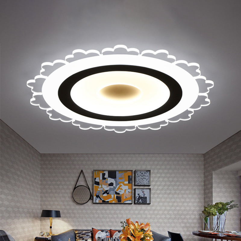 Flower Ultrathin LED Flushmount Minimalist Acrylic Bedroom Flush Mount Ceiling Light in White, 8"/16.5"/31" Width Clearhalo 'Ceiling Lights' 'Close To Ceiling Lights' 'Close to ceiling' 'Flush mount' Lighting' 1959133