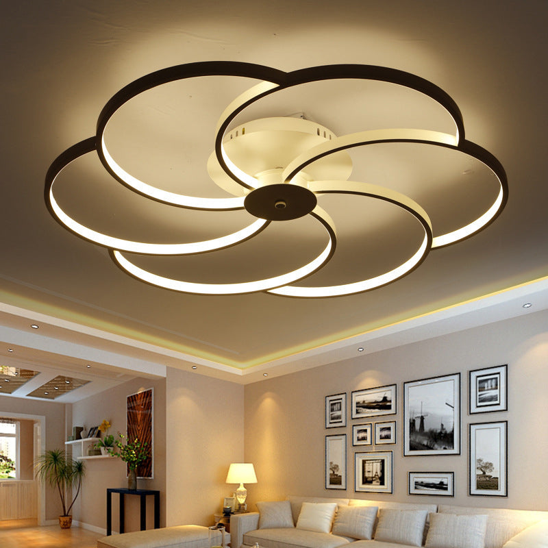 Simple Floweret Shaped Flushmount Light Metal 18"/21.5"/32" W LED Bedroom Close to Ceiling Light Fixture in Warm/White Light White 32" Clearhalo 'Ceiling Lights' 'Close To Ceiling Lights' 'Close to ceiling' 'Flush mount' Lighting' 1959227