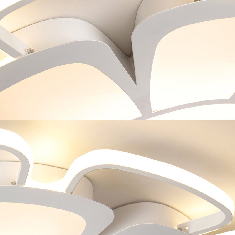 Acrylic Petal Flush Mount Light Living Room Modern Style LED Ceiling Lamp in White Clearhalo 'Ceiling Lights' 'Close To Ceiling Lights' 'Close to ceiling' 'Flush mount' Lighting' 196274