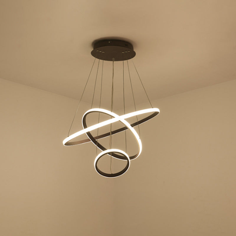 White/Coffee Circle Small/Large Chandelier Minimalist 3-Head Acrylic LED Ceiling Suspension Lamp Clearhalo 'Ceiling Lights' 'Chandeliers' 'Modern Chandeliers' 'Modern' Lighting' 1969989