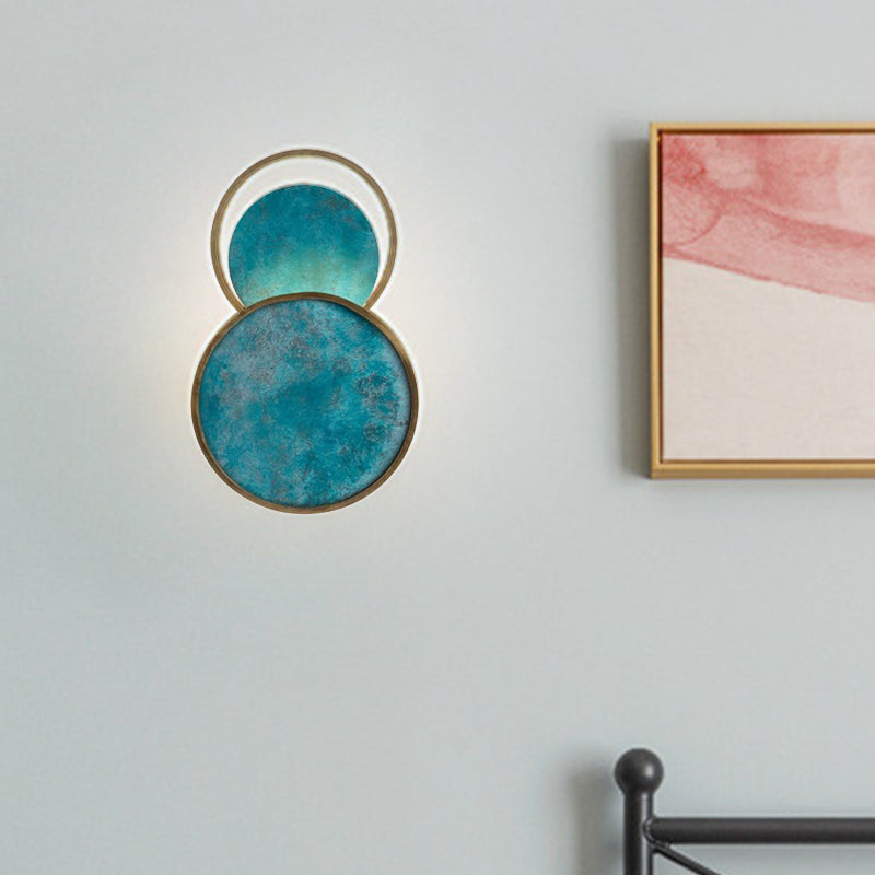 Postmodern Orbit/Ellipse/Circle Wall Lamp Metal 1 Light Living Room Wall Mounted Lighting in Gold Clearhalo 'Cast Iron' 'Glass' 'Industrial' 'Modern wall lights' 'Modern' 'Tiffany' 'Traditional wall lights' 'Wall Lamps & Sconces' 'Wall Lights' Lighting' 1981844