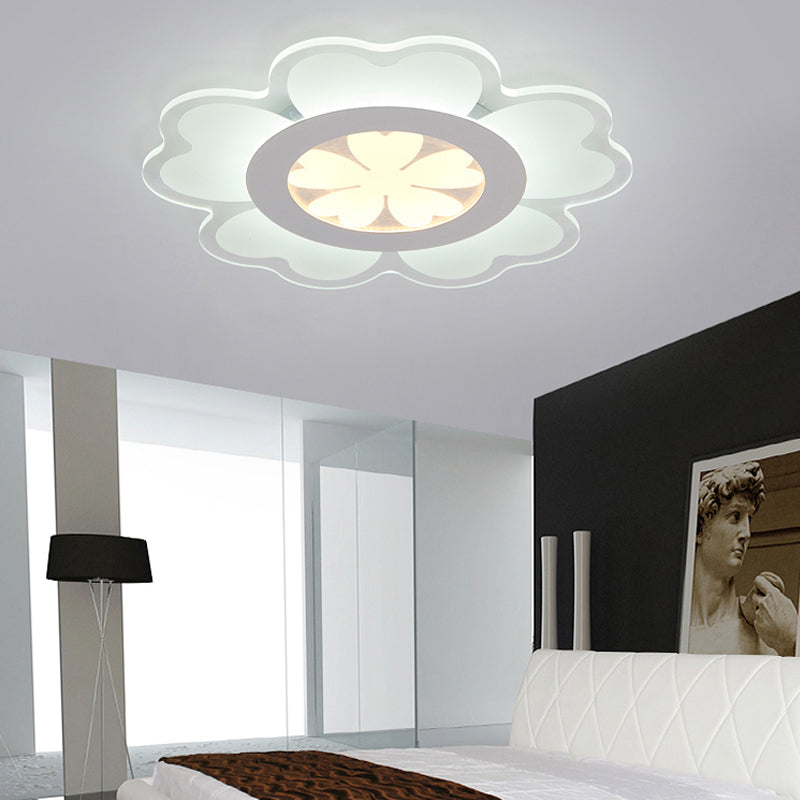 Creative Heart Shaped Petal Ceiling Light Acrylic White LED Flush Mount Light for Kid Bedroom White Clearhalo 'Ceiling Lights' 'Close To Ceiling Lights' 'Close to ceiling' 'Flush mount' Lighting' 199509