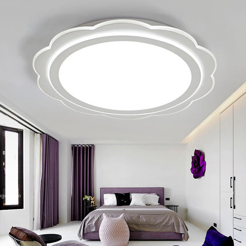 White Flower Shaped Flush Mount Light Acrylic Simple Acrylic LED Ceiling Lamp for Bedroom Porch White White Clearhalo 'Ceiling Lights' 'Close To Ceiling Lights' 'Close to ceiling' 'Flush mount' Lighting' 200465