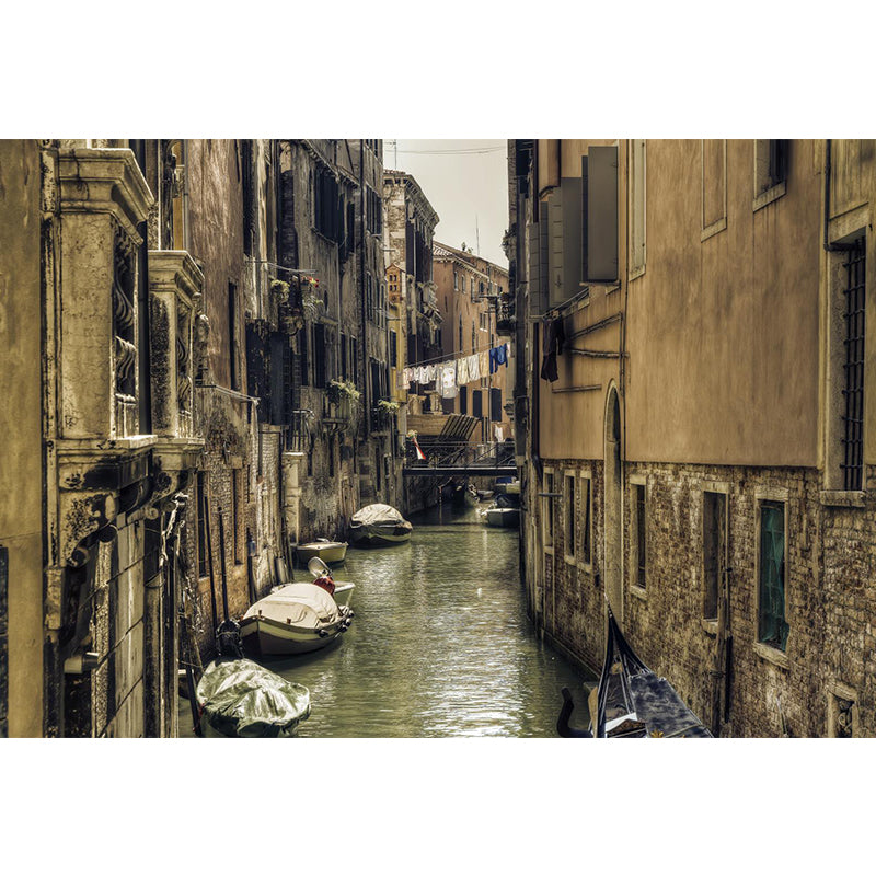 Waterproof Venice Floating City Mural Modern Non-Woven Wall Covering, Customized Size Clearhalo 'Wall Decor' 'Wall Mural' 2009081