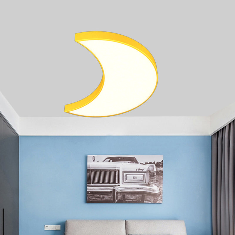 Creative Crescent Flushmount Lighting Acrylic LED Playroom Close to Ceiling Light Clearhalo 'Ceiling Lights' 'Close To Ceiling Lights' 'Close to ceiling' 'Flush mount' Lighting' 2010815