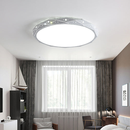 Nordic LED Flushmount Lighting Laser-Cut Round Ceiling Flush Mount Light with Acrylic Shade White Clearhalo 'Ceiling Lights' 'Close To Ceiling Lights' 'Close to ceiling' 'Flush mount' Lighting' 2010939