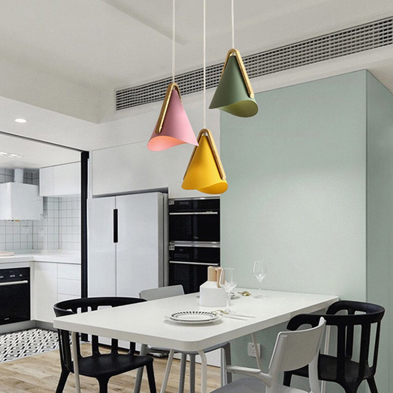 3 Lights Dining Room Multi Ceiling Light Simple White Waveform Pendant Lighting with Cone Metal Shade Clearhalo 'Ceiling Lights' 'Modern Pendants' 'Modern' 'Pendant Lights' 'Pendants' Lighting' 2011247