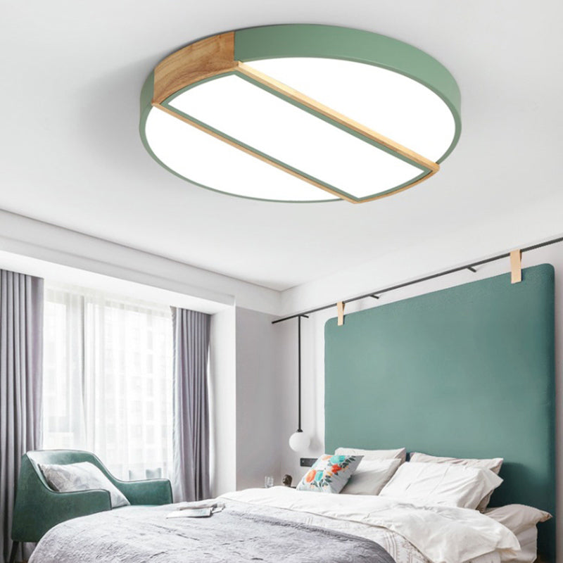 Macaron Style Round Flush Mount Light Acrylic LED Integrated Ceiling Light in Grey/White/Pink/Green for Living Room Green Clearhalo 'Ceiling Lights' 'Close To Ceiling Lights' 'Close to ceiling' 'Flush mount' Lighting' 201145