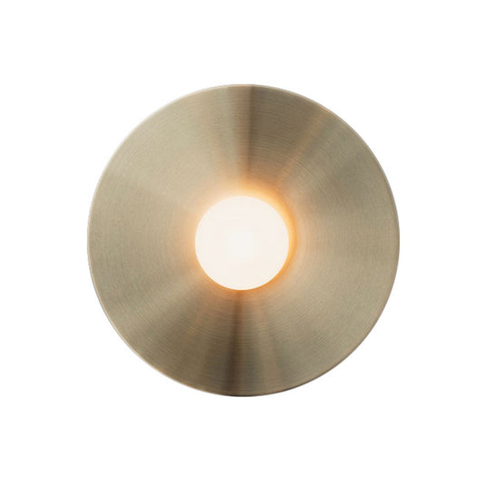 Simplicity Circle Wall Light Fixture Metal 1 Light Bedside Wall Mounted Lamp in Gold Gold Clearhalo 'Cast Iron' 'Glass' 'Industrial' 'Modern wall lights' 'Modern' 'Tiffany' 'Traditional wall lights' 'Wall Lamps & Sconces' 'Wall Lights' Lighting' 2017826