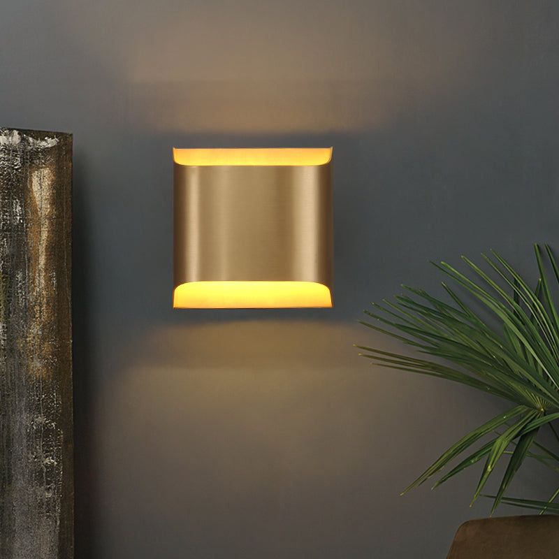 Modernism Cut Geometry Wall Light Metal LED Wall Lighting in Gold for Bedside Clearhalo 'Cast Iron' 'Glass' 'Industrial' 'Modern wall lights' 'Modern' 'Tiffany' 'Traditional wall lights' 'Wall Lamps & Sconces' 'Wall Lights' Lighting' 2017898