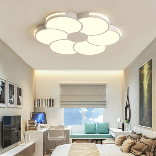 Flower Shade Hallway LED Flush Mount Acrylic Macron Style Flush Mount Light Fixtures in White White Clearhalo 'Ceiling Lights' 'Close To Ceiling Lights' 'Close to ceiling' 'Flush mount' Lighting' 202027