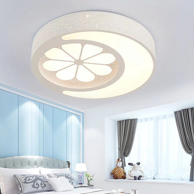 Children's Room Moon and Flower Flush Mount Ceiling Fixtures Light Acrylic Art Deco Ceiling Light Fixture Clearhalo 'Ceiling Lights' 'Close To Ceiling Lights' 'Close to ceiling' 'Flush mount' Lighting' 202308