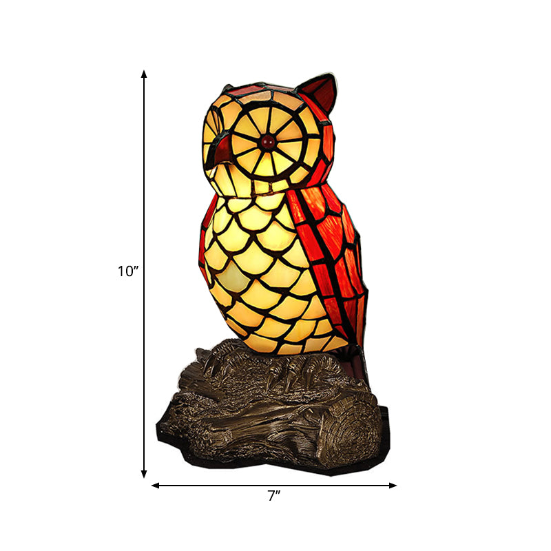 Stained Glass Red Night Table Lamp Owl Shaped 1 Light Tiffany Style Nightstand Light with Resin Base Clearhalo 'Lamps' 'Table Lamps' Lighting' 2029663
