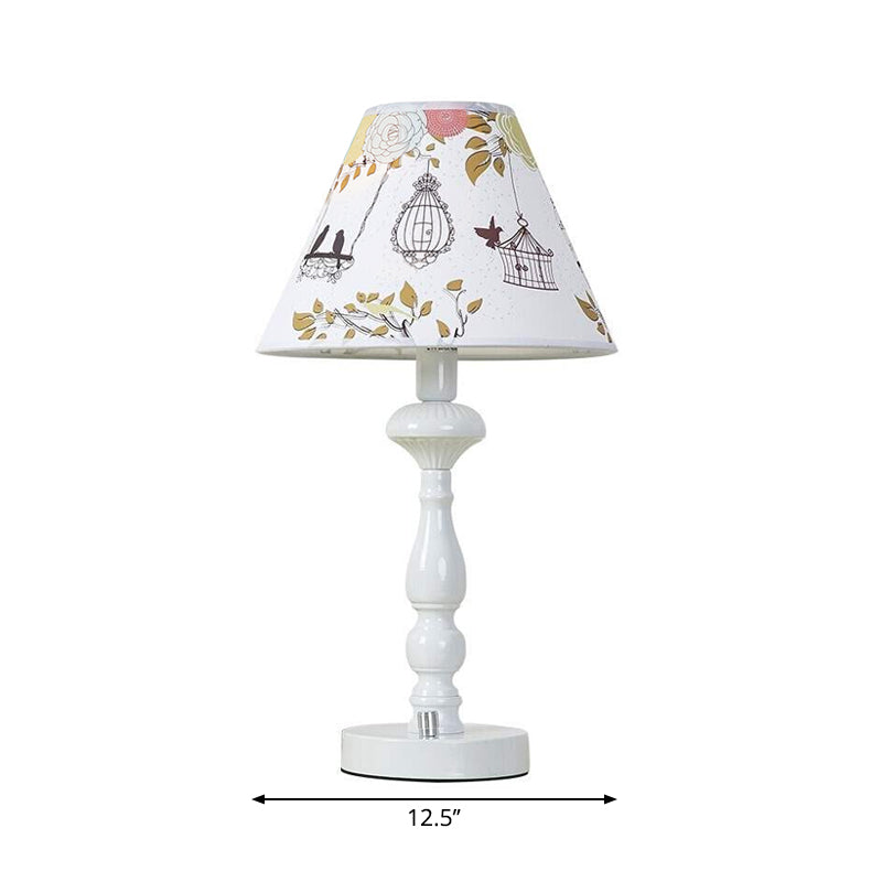 Modern Style White Reading Light with Fabric Shade 1 Head Study Light for Living Room Clearhalo 'Lamps' 'Table Lamps' Lighting' 203501