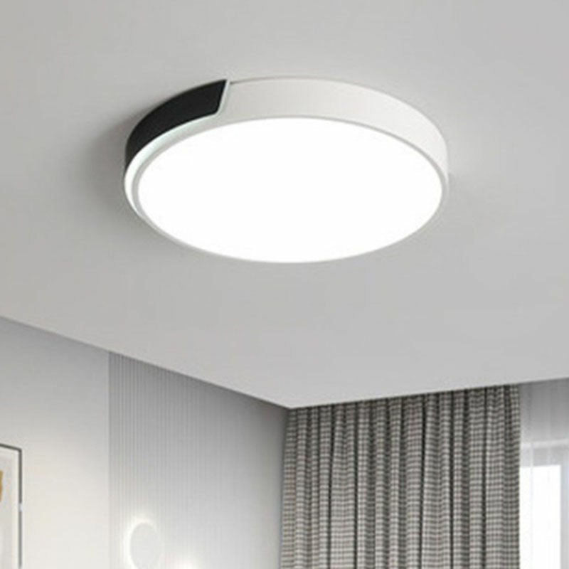 Geometrical Acrylic Flush Mount Lighting Minimalist White LED Flush Mount Fixture White Round Clearhalo 'Ceiling Lights' 'Close To Ceiling Lights' 'Close to ceiling' 'Flush mount' Lighting' 2046487