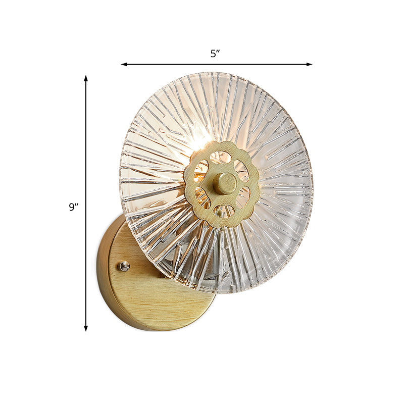 Textured Circular Wall Mounted Light Modernist Metallic and Clear Crystal 1 Head Wall Lamp in Gold Clearhalo 'Cast Iron' 'Glass' 'Industrial' 'Modern wall lights' 'Modern' 'Tiffany' 'Traditional wall lights' 'Wall Lamps & Sconces' 'Wall Lights' Lighting' 204690