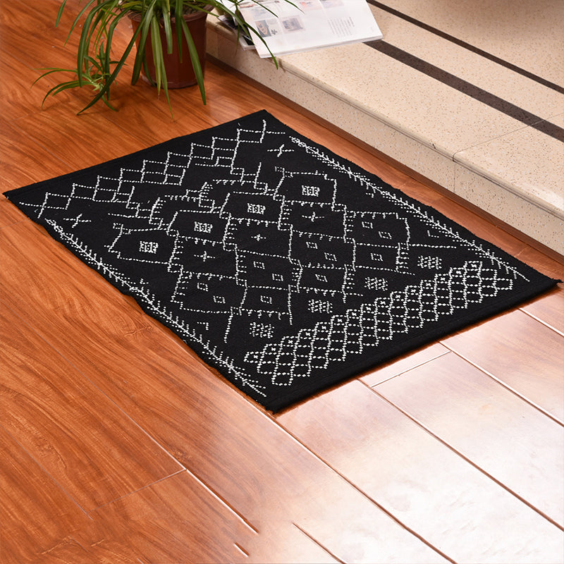 Dark Color Bohemia Rug Cotton Lattice Print Rug Pet Friendly Machine Washable Carpet for Great Room Matte Black 2' x 2'11" Clearhalo 'Area Rug' 'Bohemian' 'Rugs' Rug' 2046906