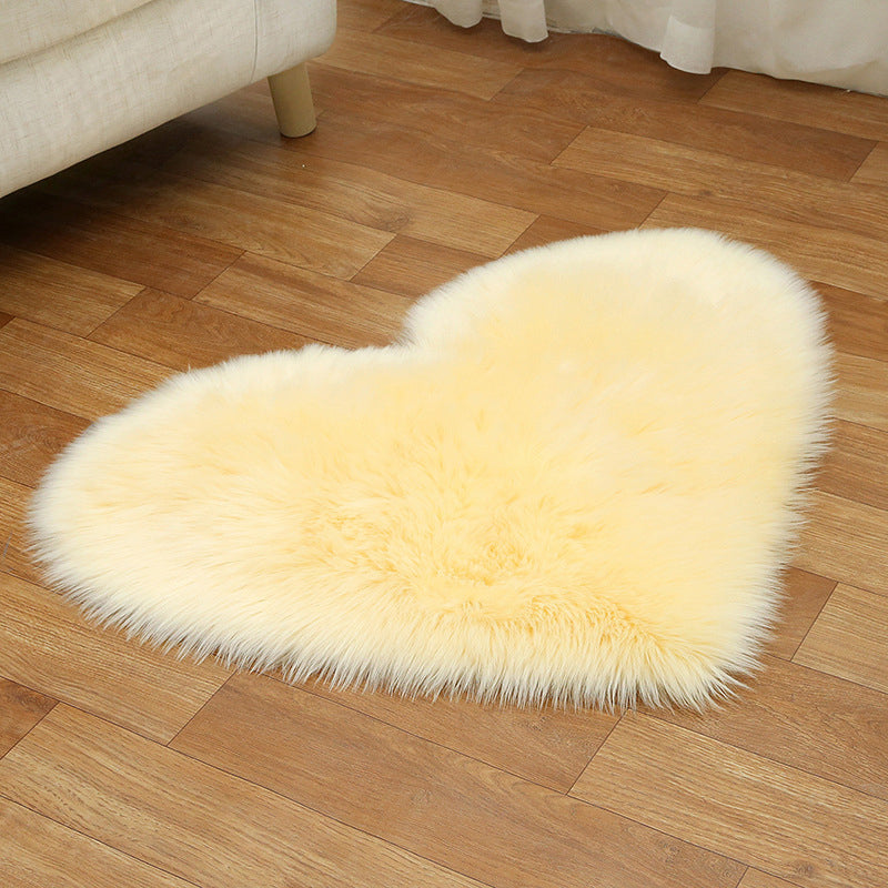 Loving Heart Shaped Plain Rug Multi-Color Comfort Rug Wool Stain Resistant Non-Slip Pet Friendly Carpet for Girls Room Beige 2'4" x 2'11" Clearhalo 'Area Rug' 'Casual' 'Rugs' Rug' 2070432