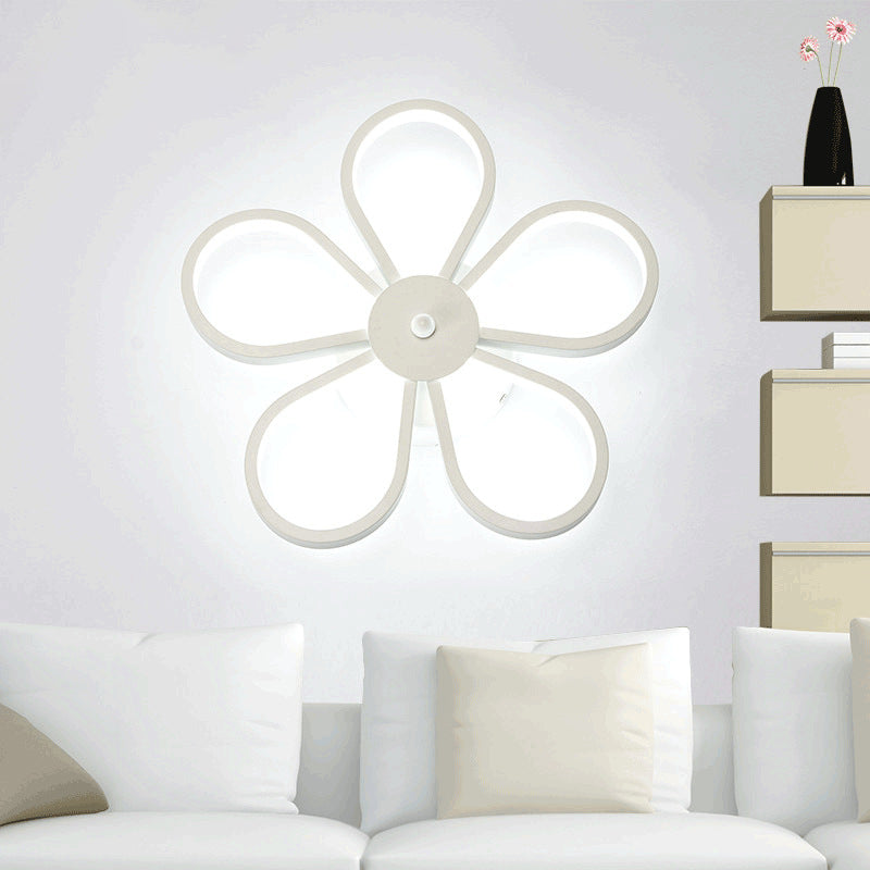 Acrylic Flower Wall Mounted Light Modern White LED Sconce Light in Warm/White Light for Dining Room White Clearhalo 'Modern wall lights' 'Modern' 'Wall Lamps & Sconces' 'Wall Lights' Lighting' 209449